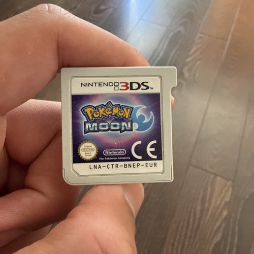 Pokemon moon 3ds cartridge - pokemon,